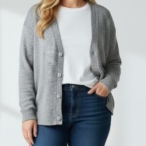 Vero Moda Curve Grey V-Neck Button Front Long Sleeve Cardigan Size 2X NWT